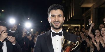 Turkish–British Hairdresser Samet Zili Wins Prestigious Title at the International Hairdressing Awards